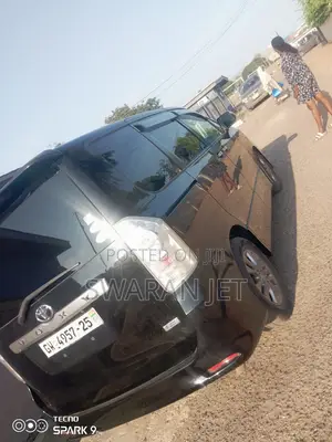 Toyota Voxy 2010 Black