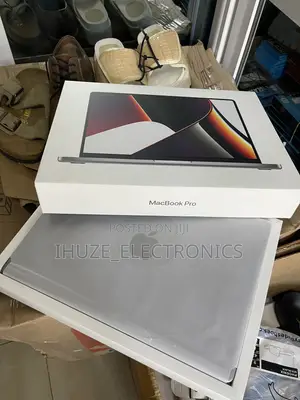 Laptop Apple MacBook Pro 2021 M1 16GB Apple M1 Pro SSD 512GB