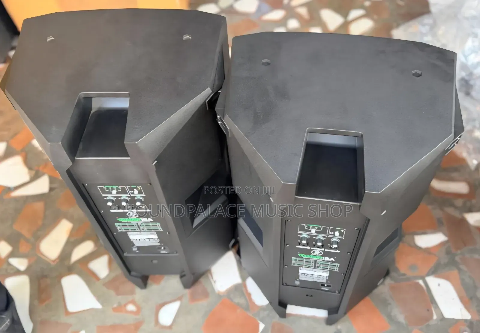 Mackie Thump15A 1300W 15" Powered Loudspeaker