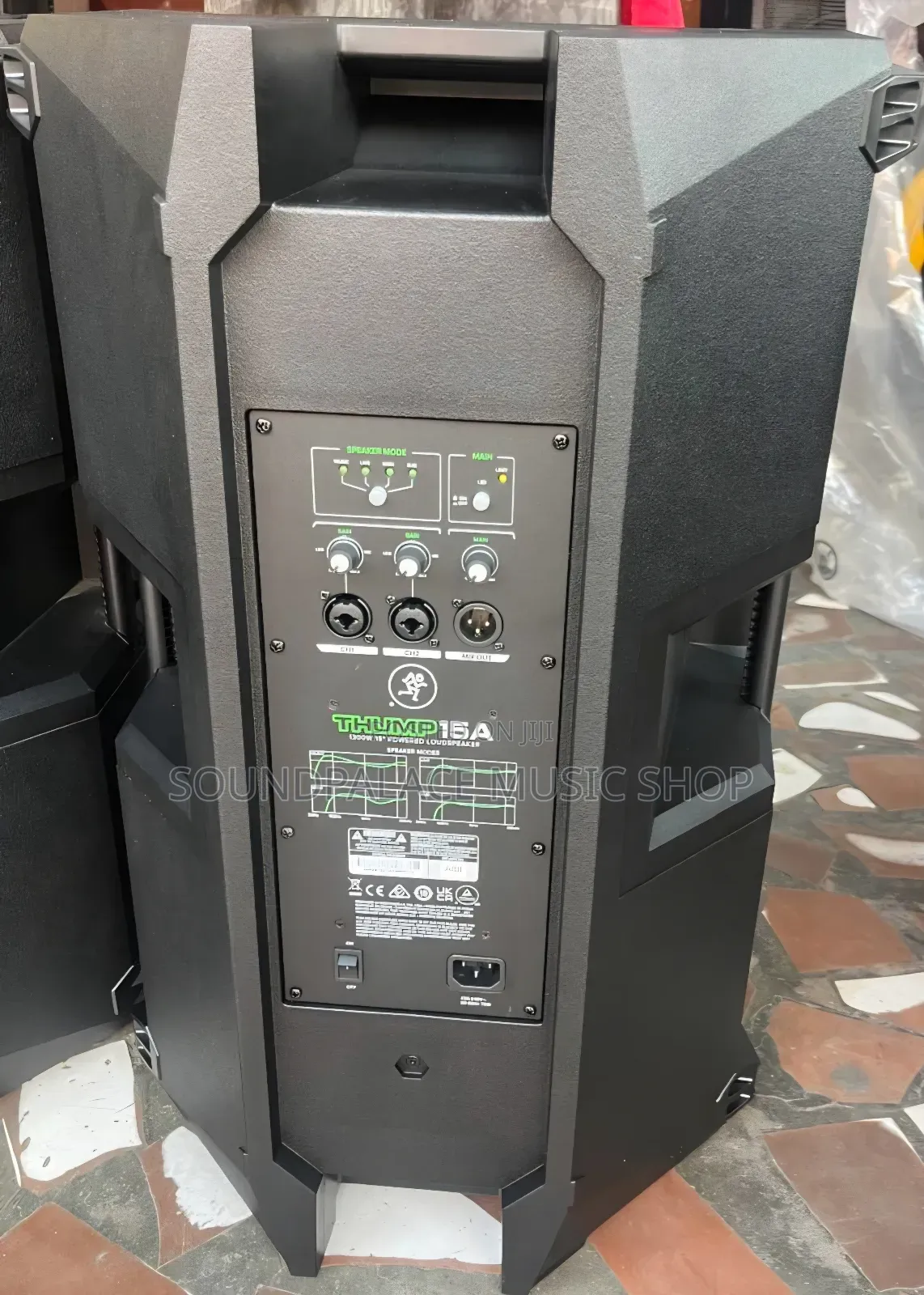 Mackie Thump15A 1300W 15" Powered Loudspeaker