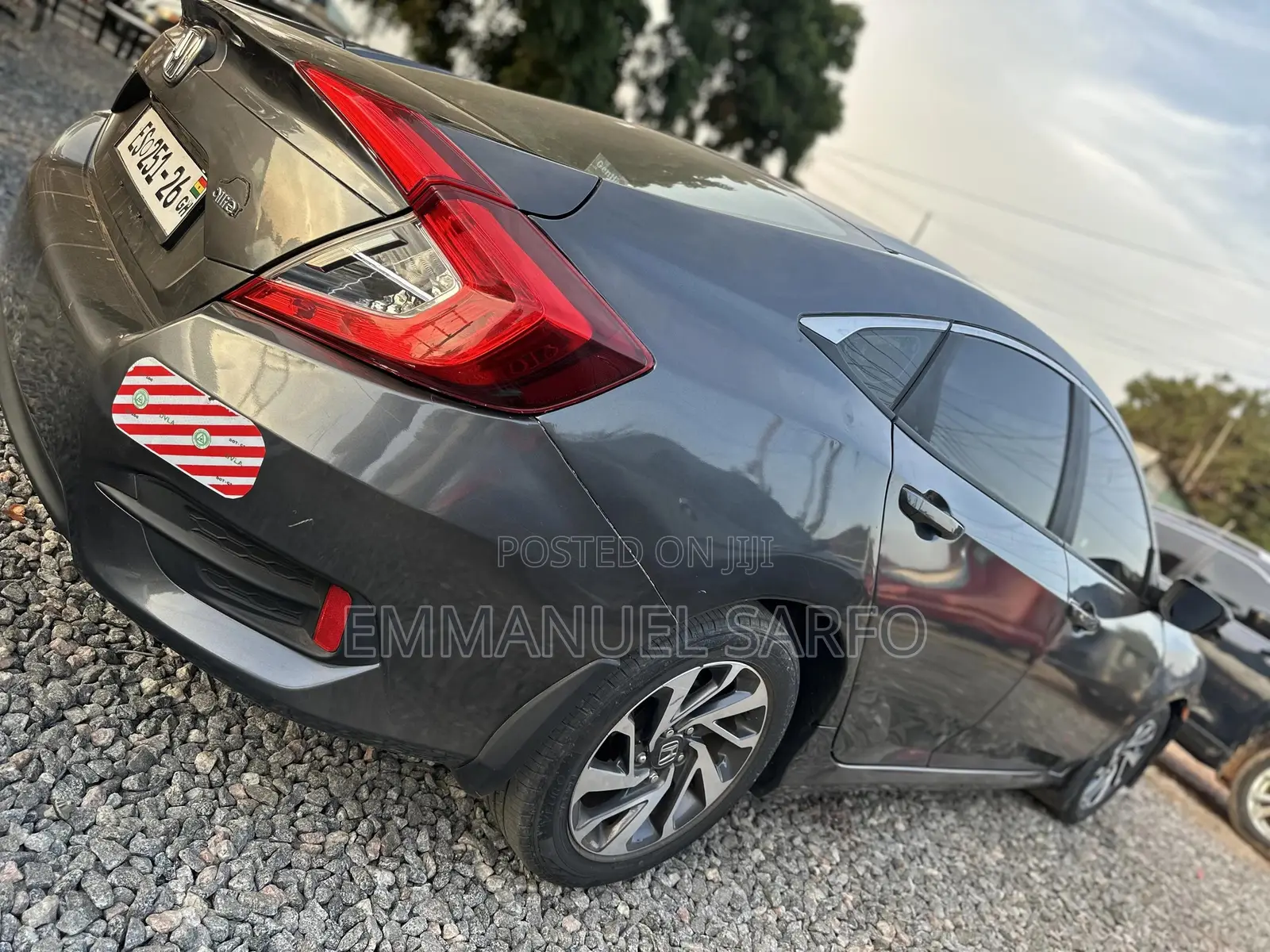 Honda Civic LX 4dr Sedan (2.0L 4cyl) 2017 Gray