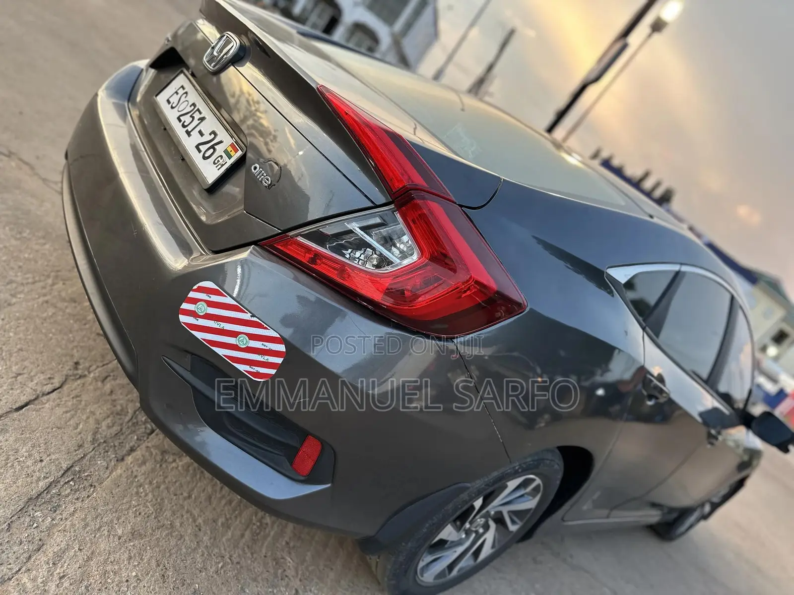 Honda Civic LX 4dr Sedan (2.0L 4cyl) 2017 Gray
