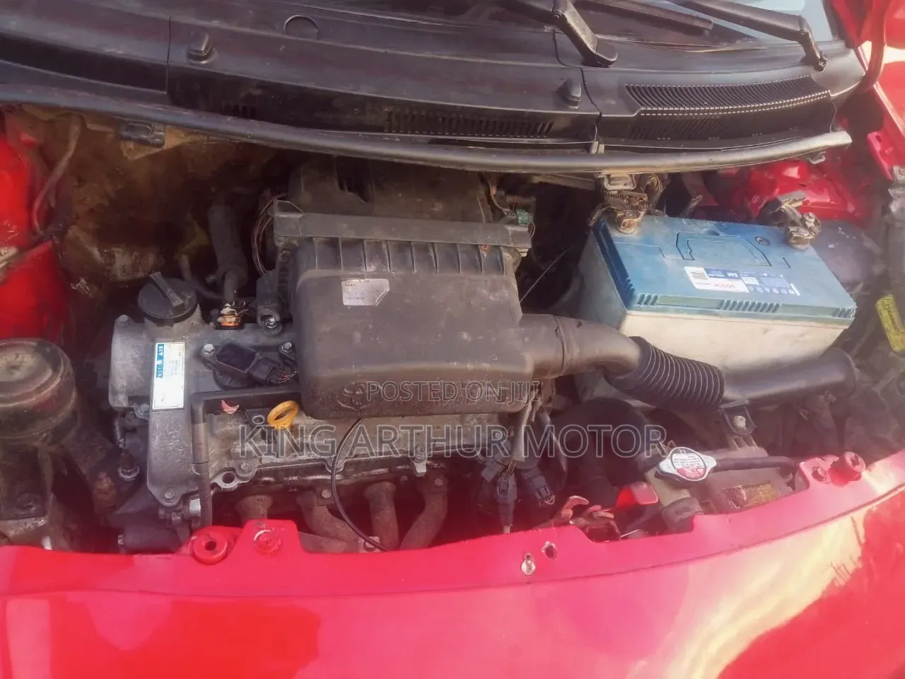 Toyota Vitz 2010 Red