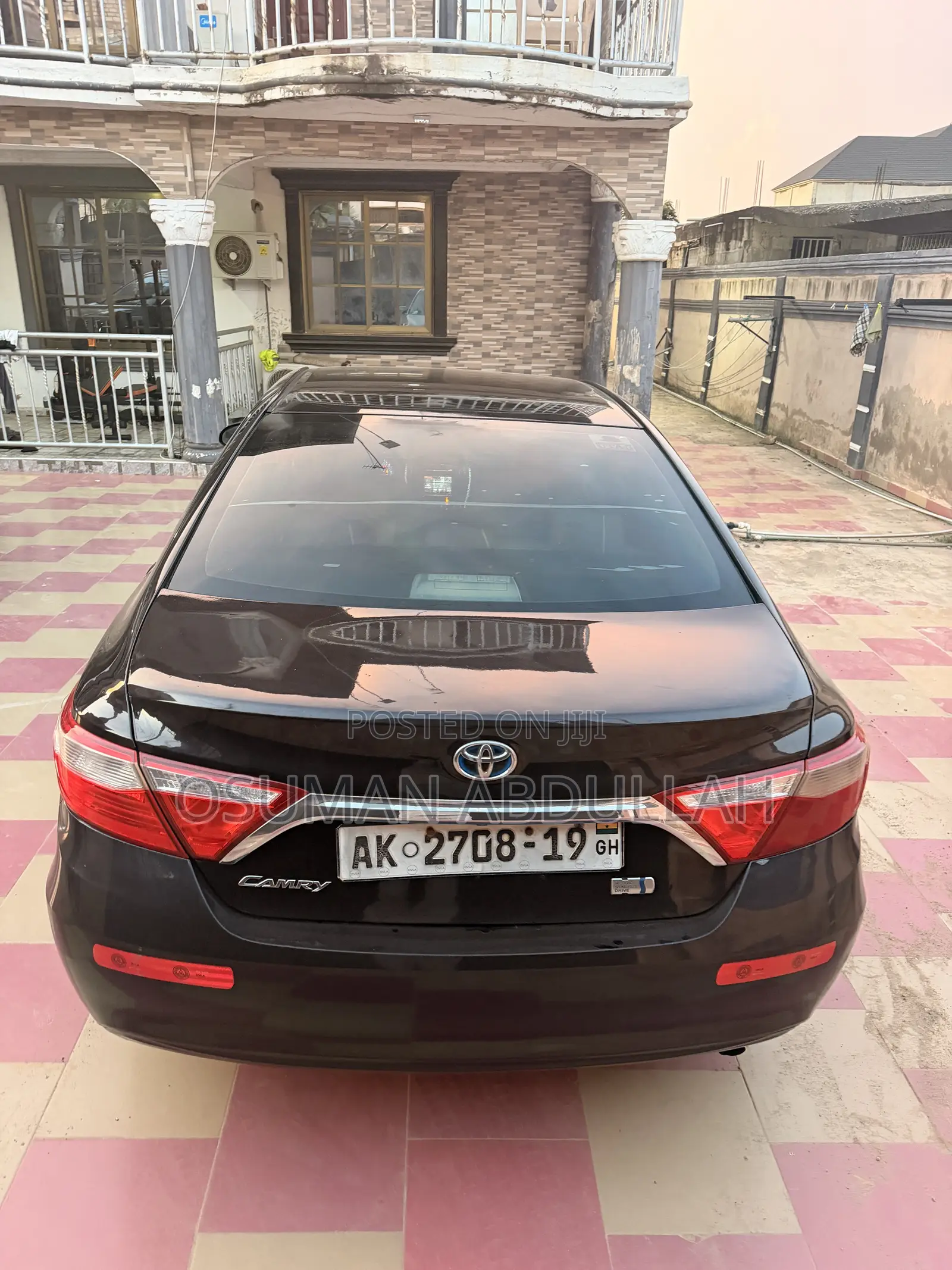 Toyota Camry SE w/Special Edition Pkg (2.5L 4cyl 6A) 2016