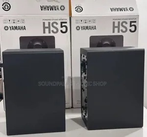 Yamaha HS5 Powered Studio Monitor