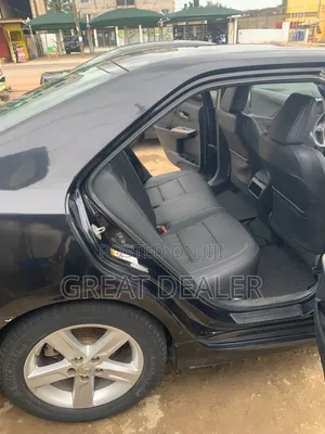 Toyota Camry LE 4dr Sedan (2.5L 4cyl 6A) 2014 Black