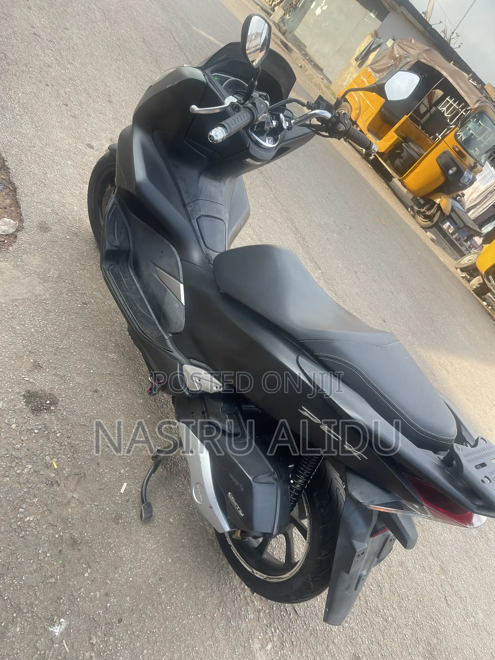 Honda 2023 Black