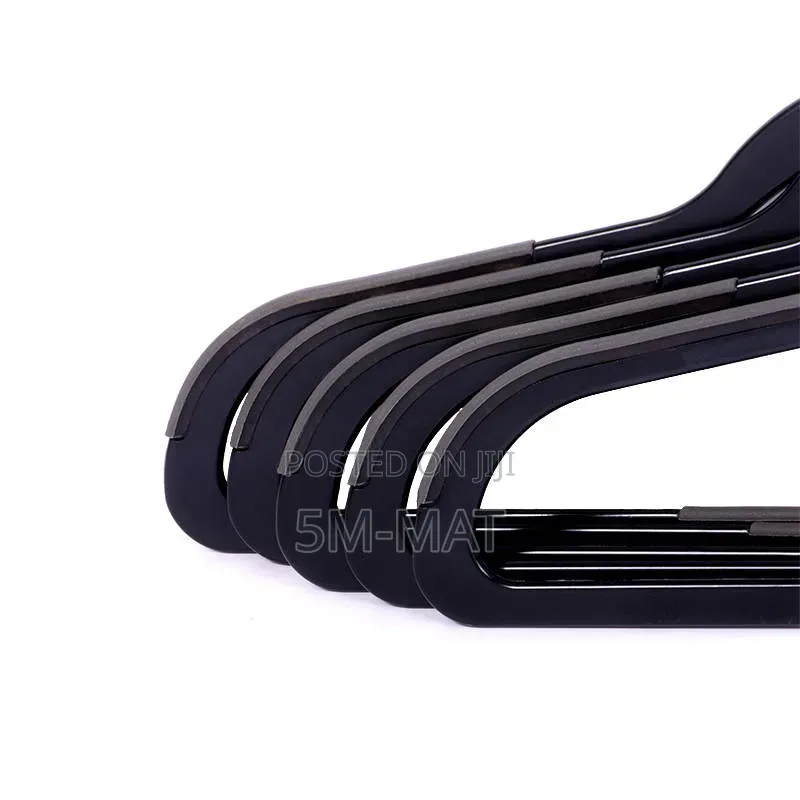30PCS Strong Black Plastic Hanger, Multi-Purpose Coat Hanger, 41cm