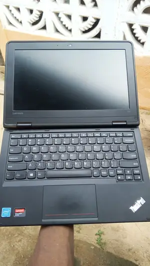 Laptop Lenovo Yoga 11e 8GB Intel Celeron SSD 128GB
