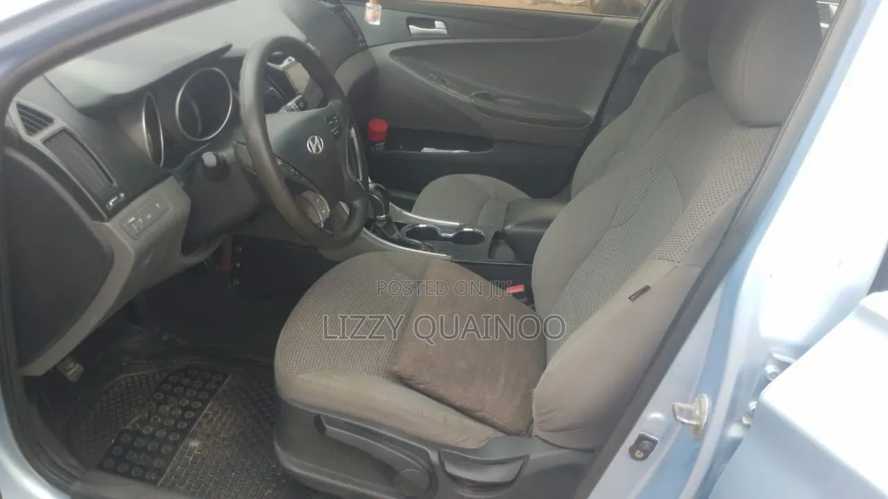 Hyundai Sonata Limited 2.0T Sedan (2.0L 4cyl 6A) 2012 Blue