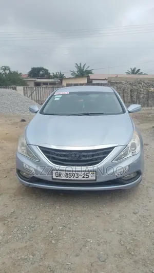 Hyundai Sonata Limited 2.0T Sedan (2.0L 4cyl 6A) 2012 Blue