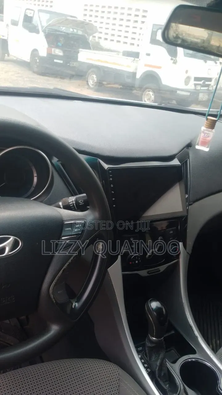 Hyundai Sonata Limited 2.0T Sedan (2.0L 4cyl 6A) 2012 Blue