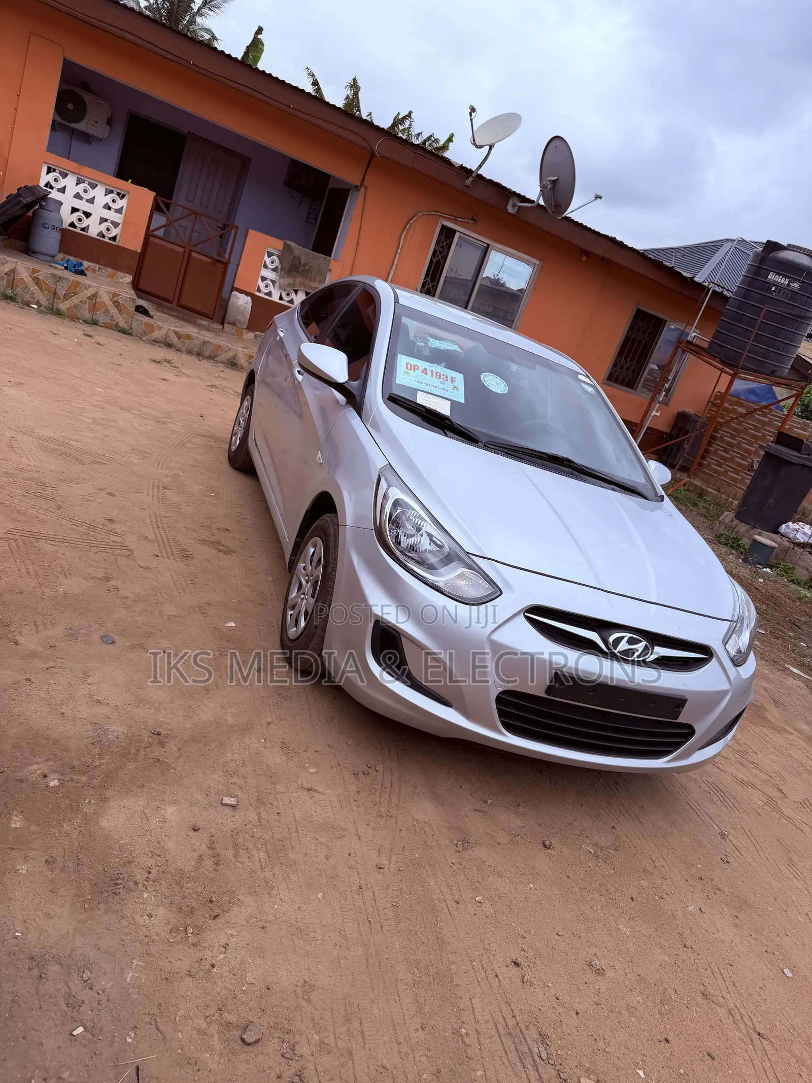 Hyundai Accent 2015 Silver