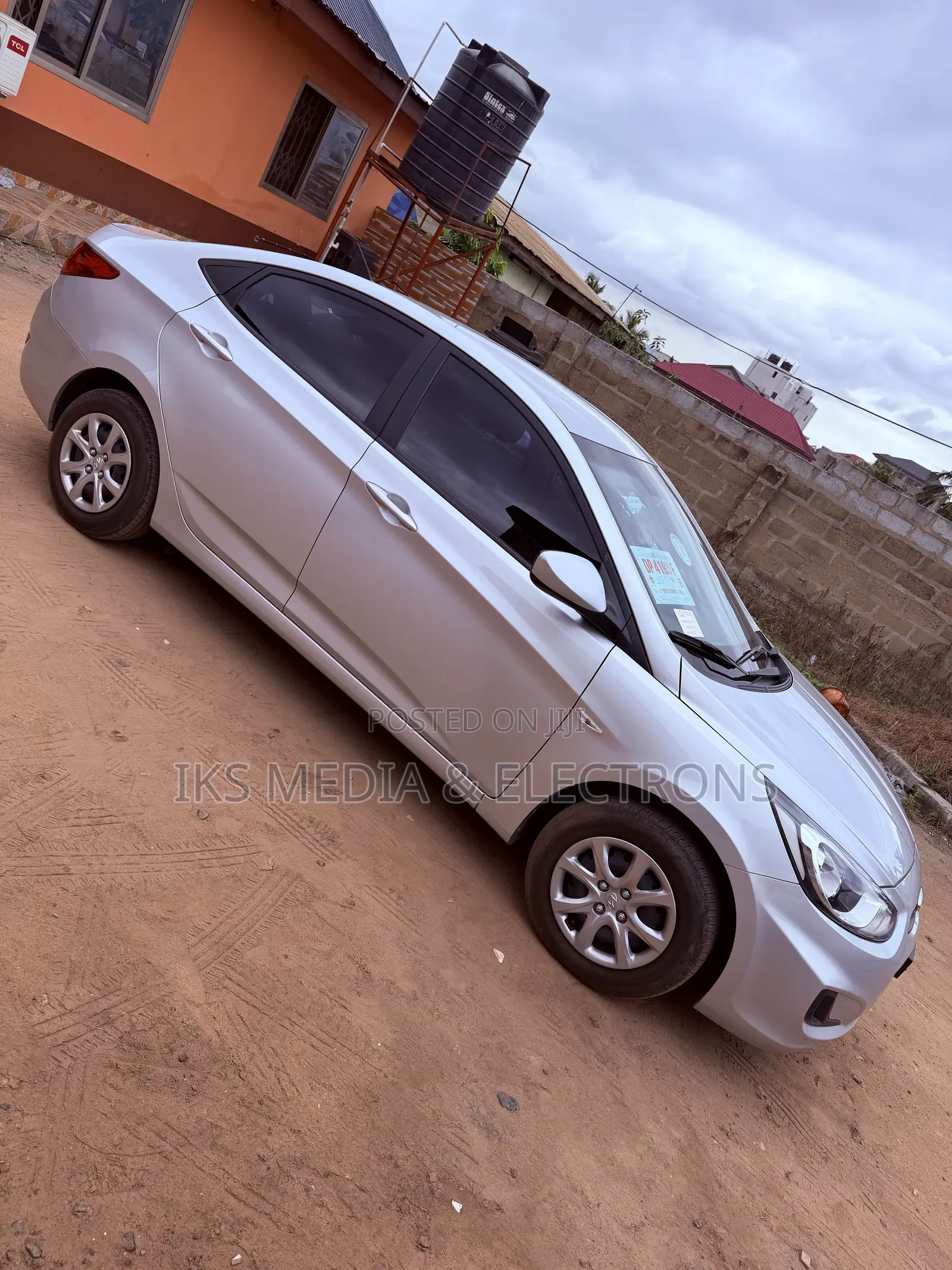 Hyundai Accent 2015 Silver