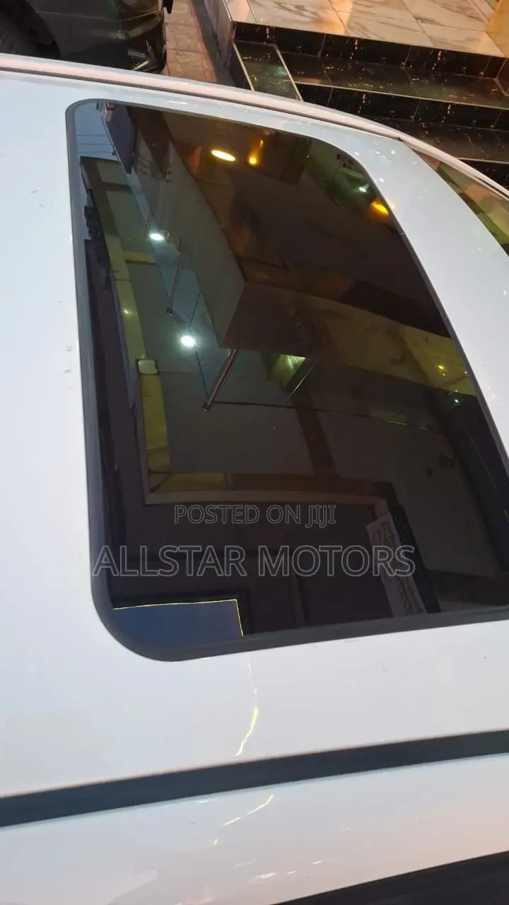 Toyota Corolla XSE 2020 White