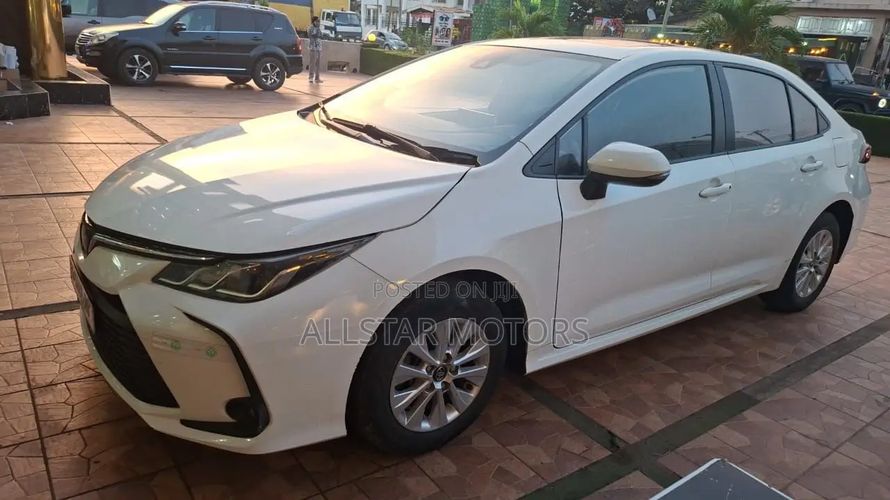 Toyota Corolla XSE 2020 White