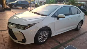 Toyota Corolla XSE 2020 White
