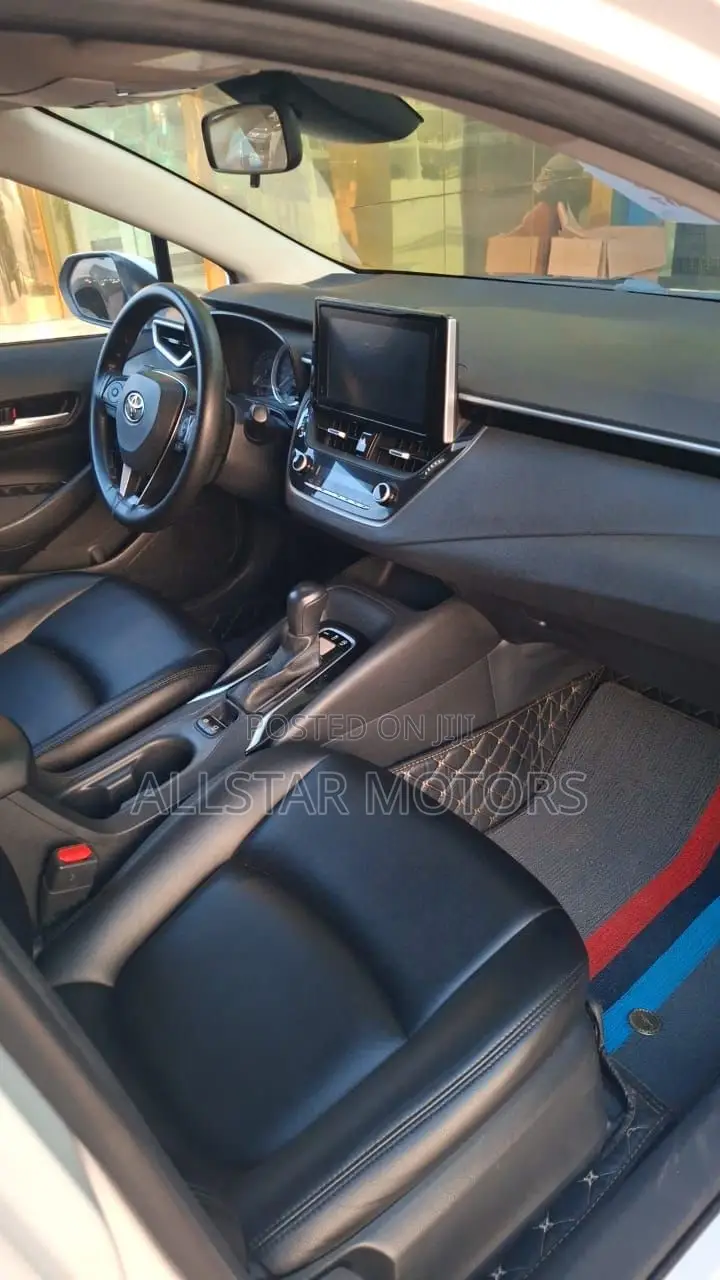 Toyota Corolla XSE 2020 White