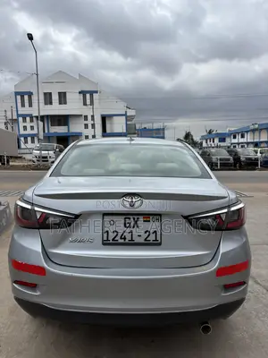 Toyota Yaris iA 1.5 FWD 2019 Silver
