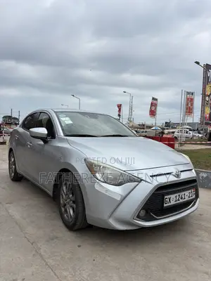 Toyota Yaris iA 1.5 FWD 2019 Silver