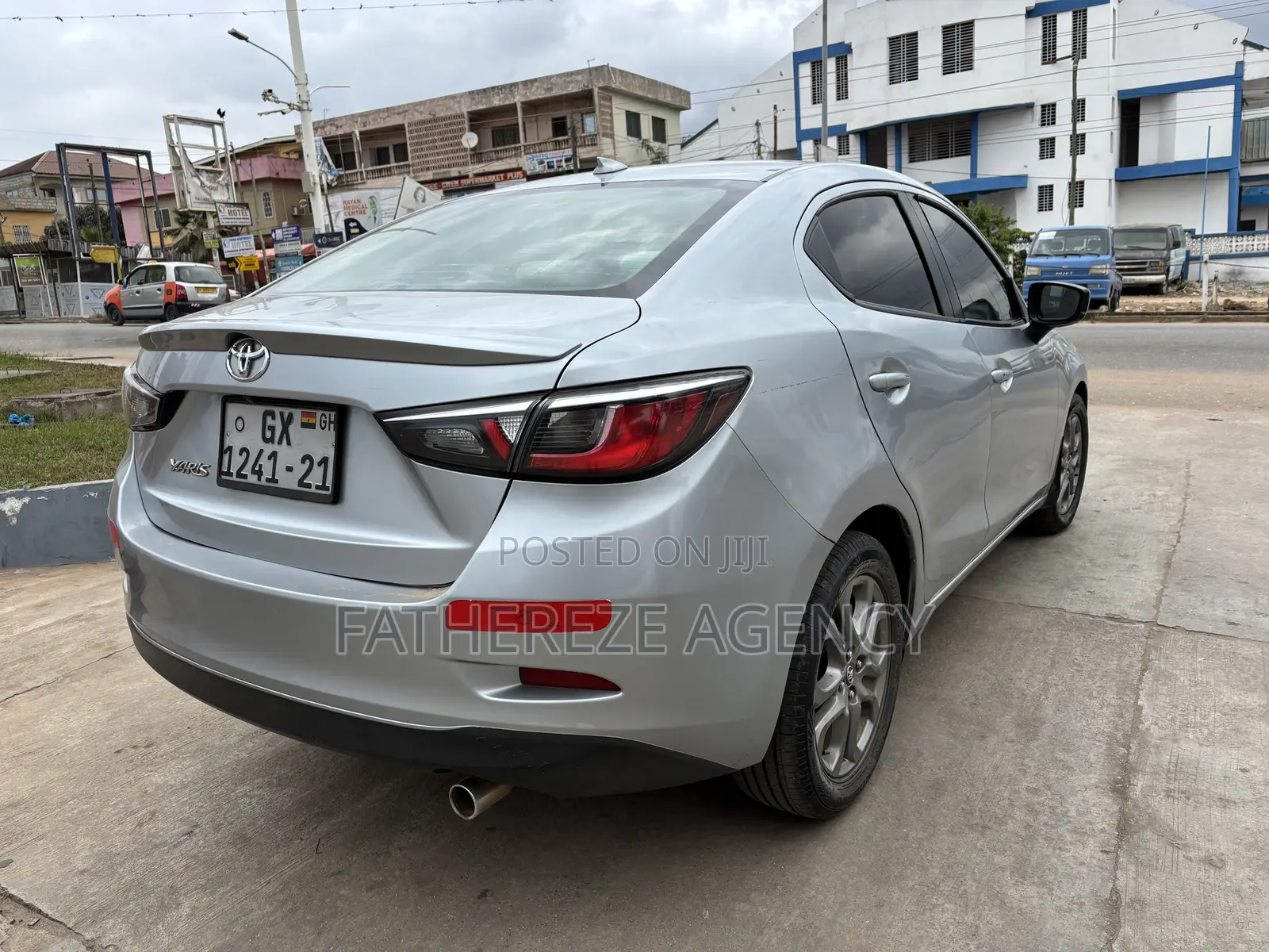 Toyota Yaris iA 1.5 FWD 2019 Silver