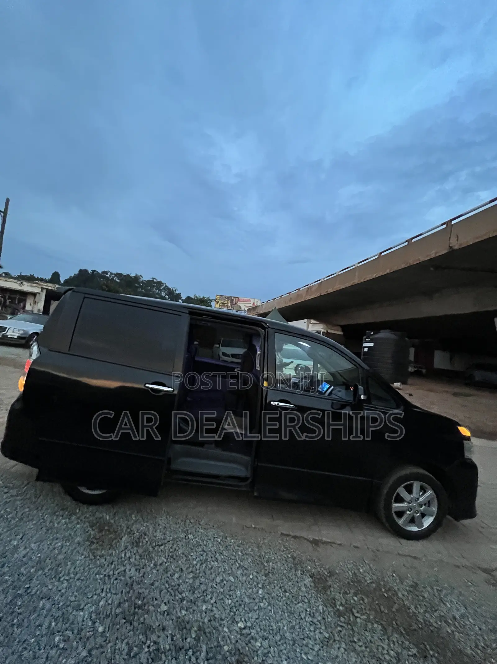 Toyota Voxy 2013 Black