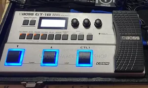 BOSS GT-1B Bass Effects Processor