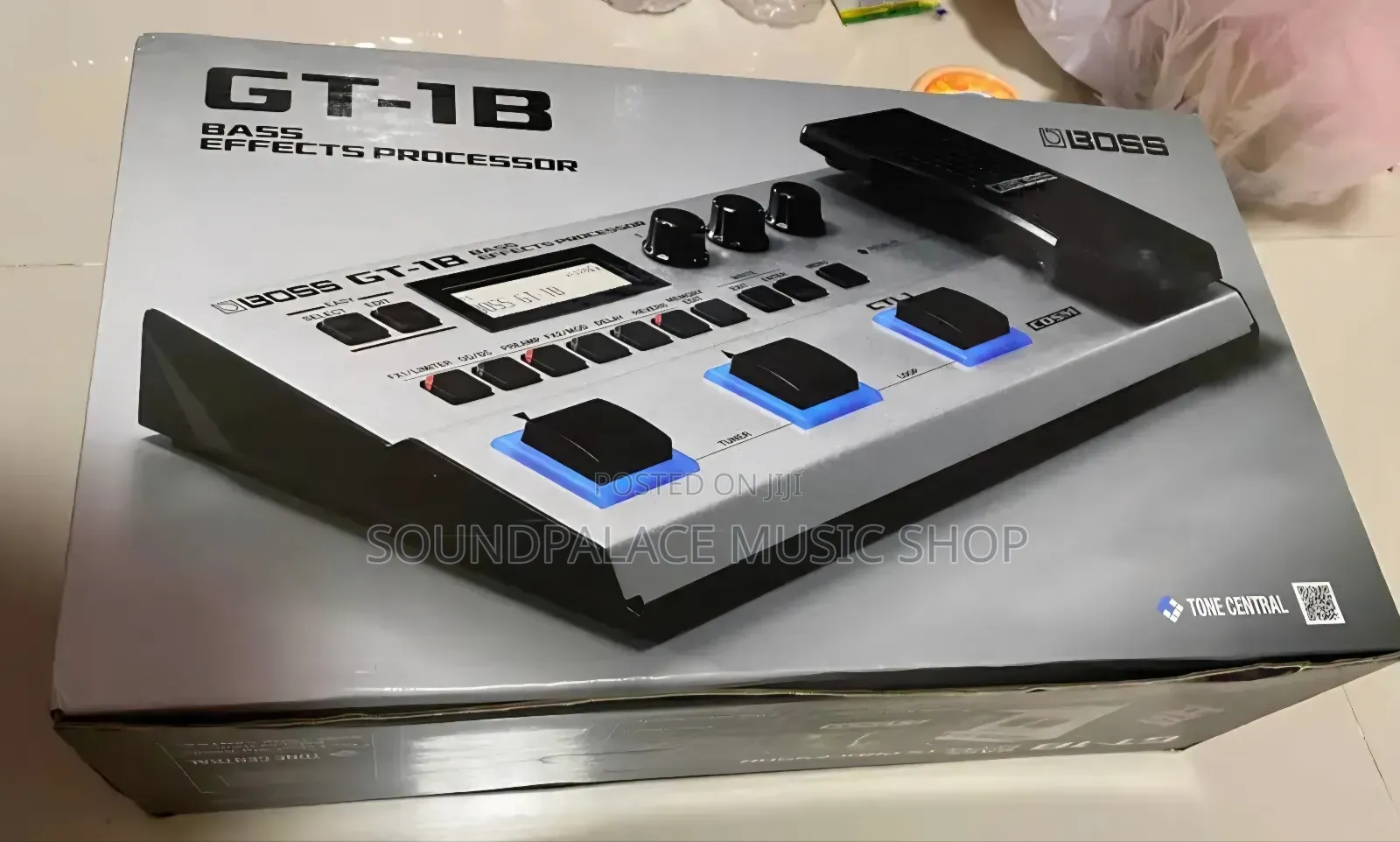 BOSS GT-1B Bass Effects Processor