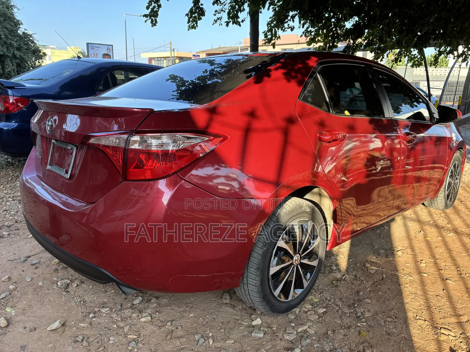Toyota Corolla LE Eco (1.8L 4cyl 2A) 2019 Ivory