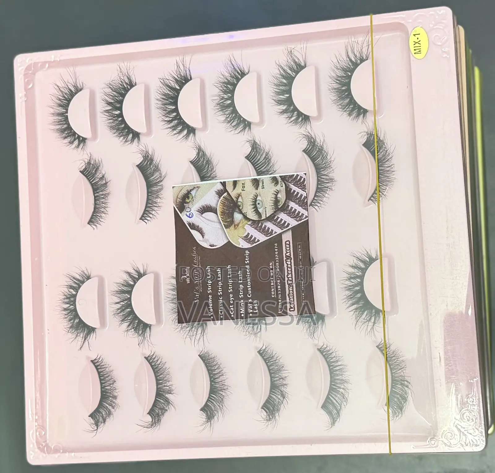 Cateye Lashes