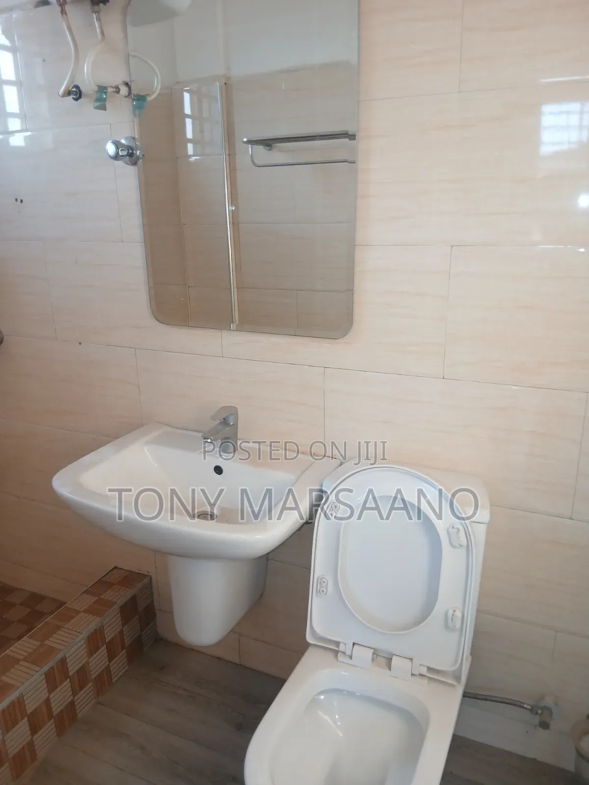 2bdrm Apartment in Haatso, Papao for rent