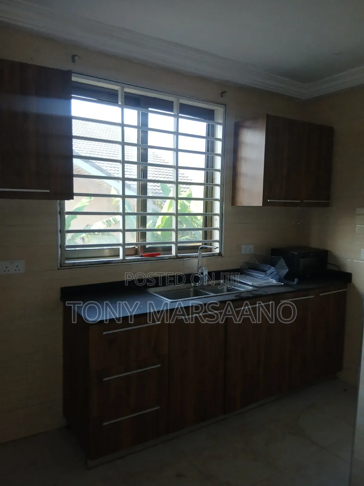 2bdrm Apartment in Haatso, Papao for rent