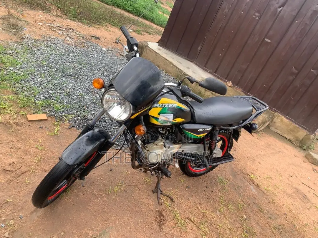 Bajaj Boxer 2023 Black
