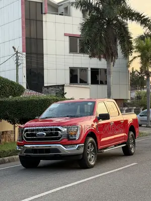 Ford F-150 XLT 2022 Red