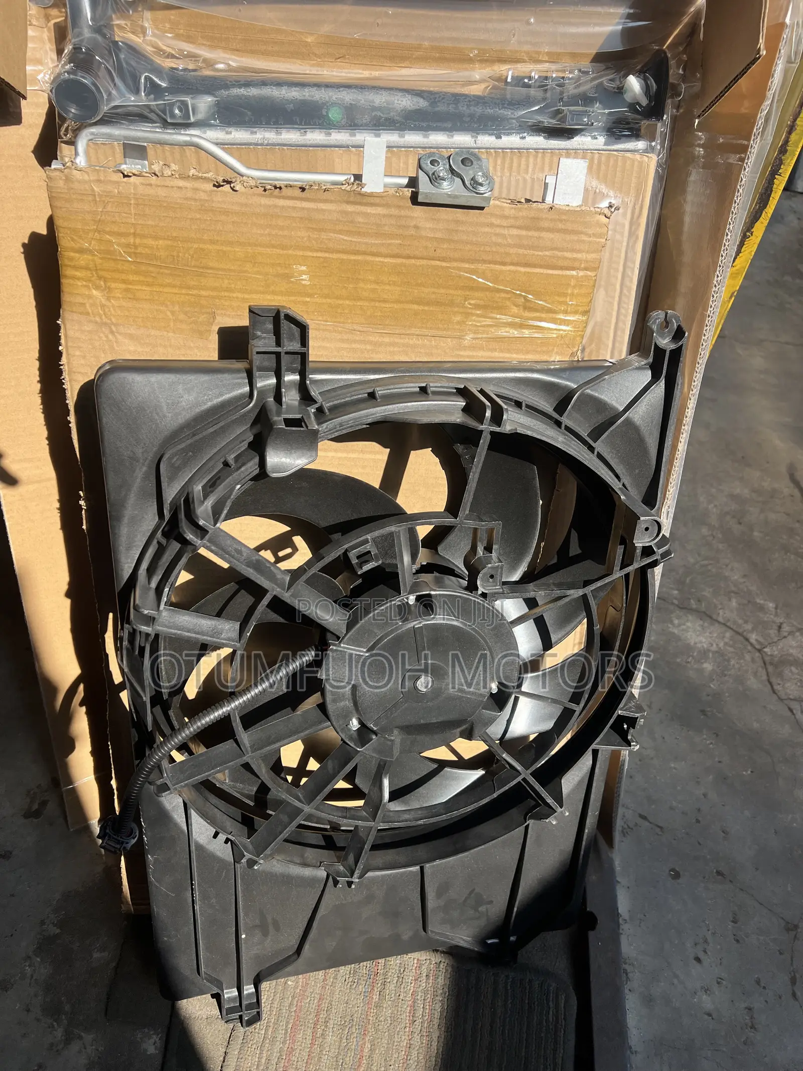 Kia Sportage Radiator (Water Tank) Complete