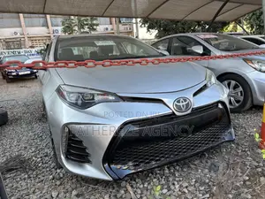 Toyota Corolla SE 4dr Sedan (1.8L 4cyl CVT) 2017 Silver