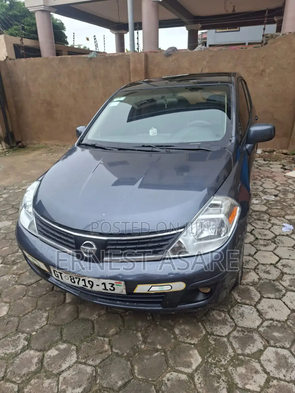 Nissan Versa 1.8 S Hatchback 2007 Gray