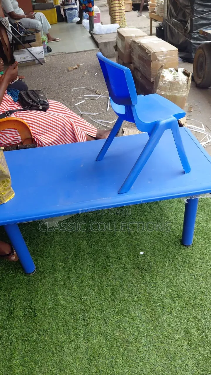 Nursery Table