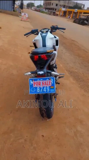 Honda CBR 2024 White