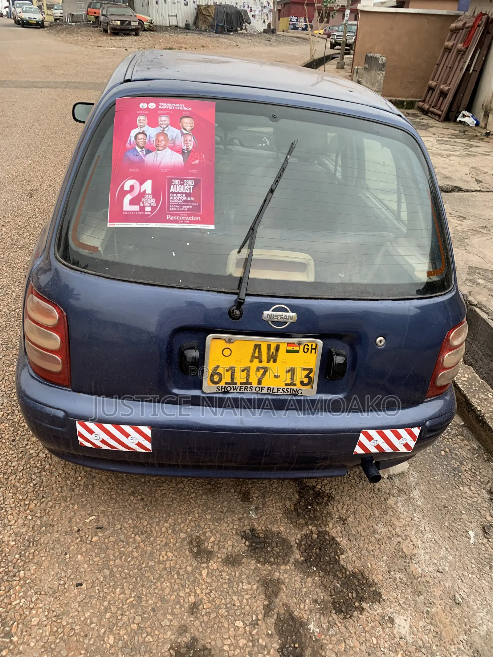 Nissan Micra 2000 Blue