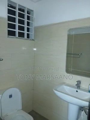 3bdrm Apartment in Haatso, Papao for rent