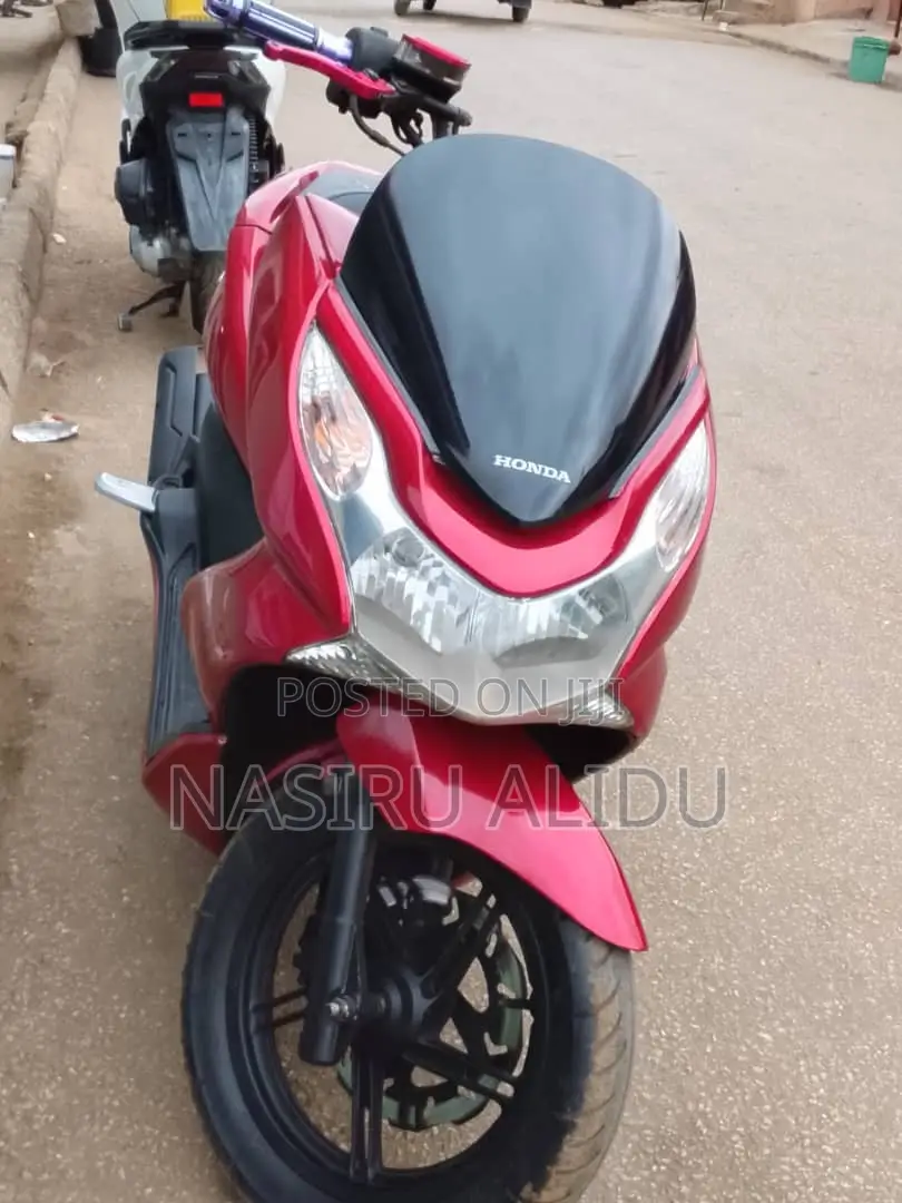 Honda 2022 White