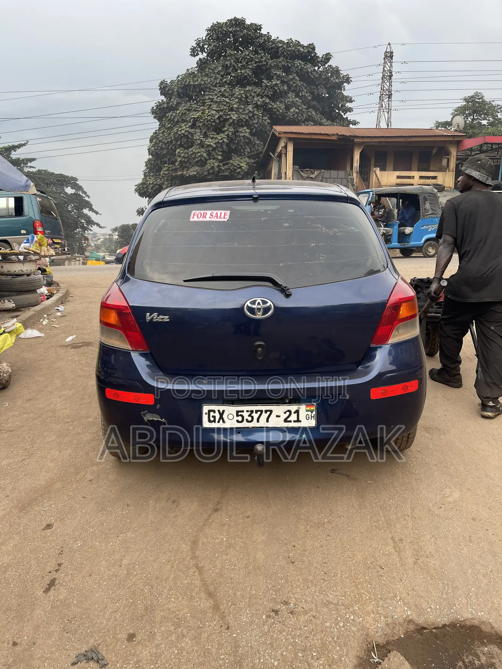 Toyota Vitz 2010 Blue