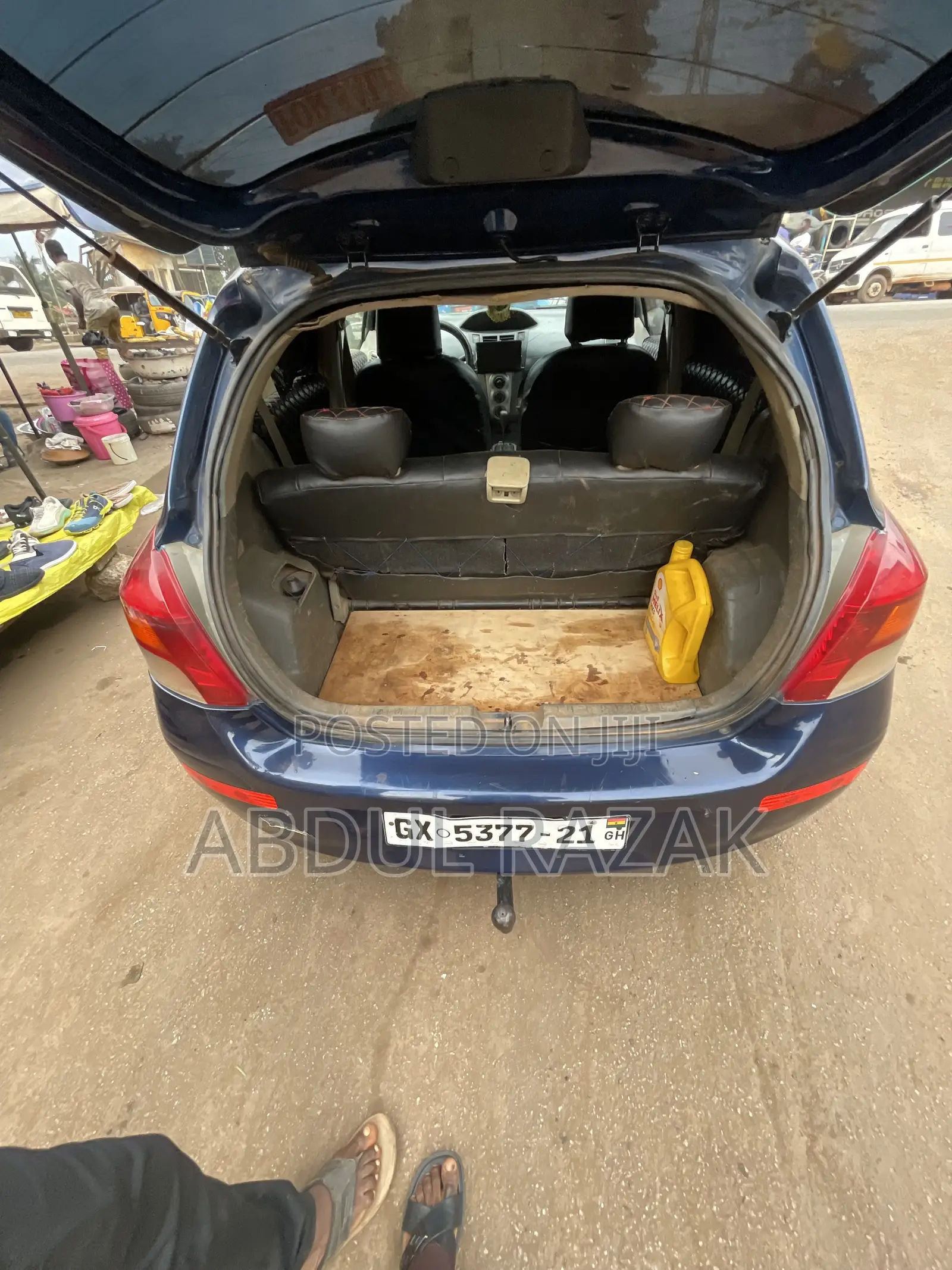 Toyota Vitz 2010 Blue