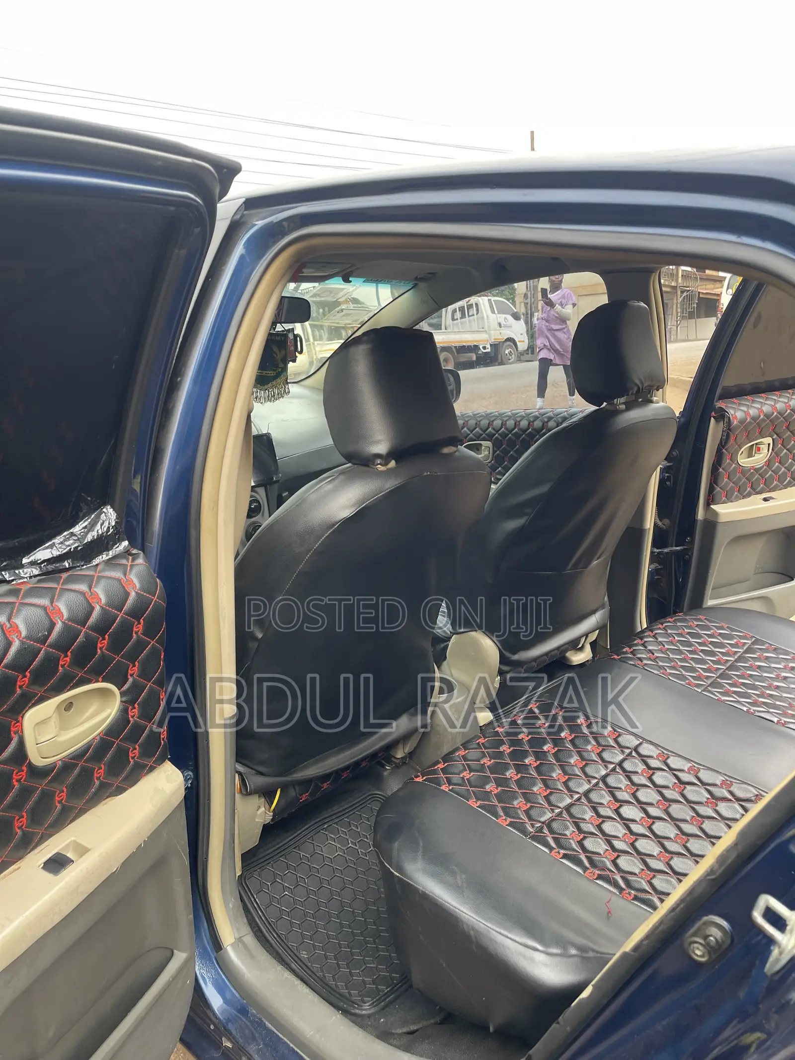 Toyota Vitz 2010 Blue