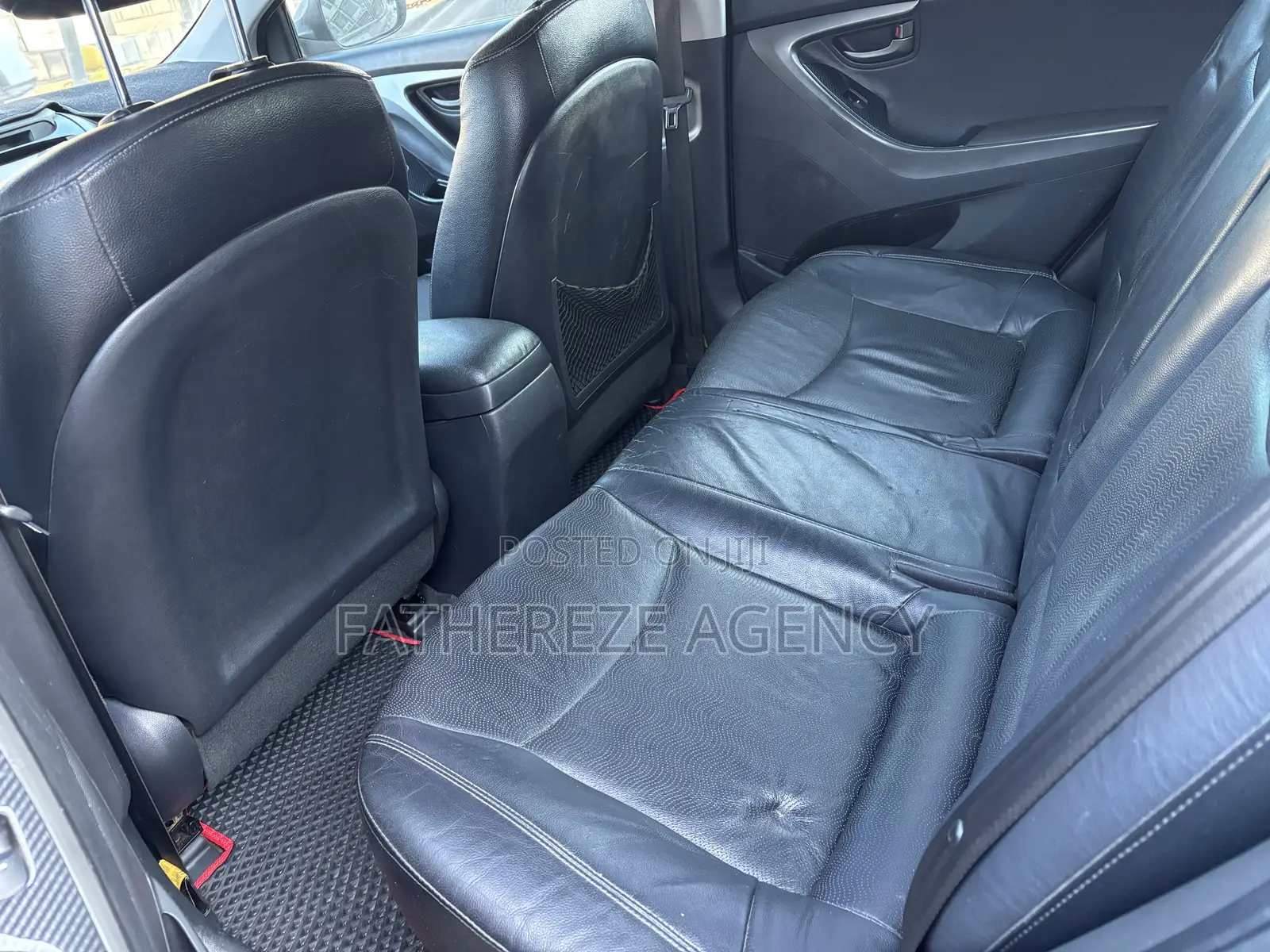 Hyundai Elantra Limited Sedan FWD (1.8L 4cyl 6A) 2013 Gray