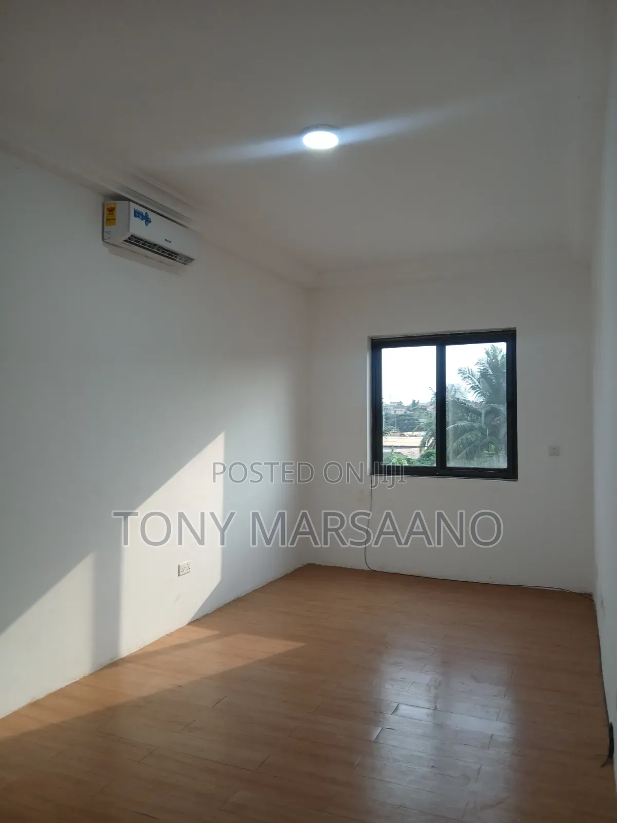 4bdrm Townhouse / Terrace in Westlegon, Medifem Area for rent