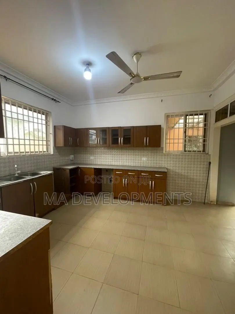 5bdrm House in Madev Realty, Tantra Hills for rent
