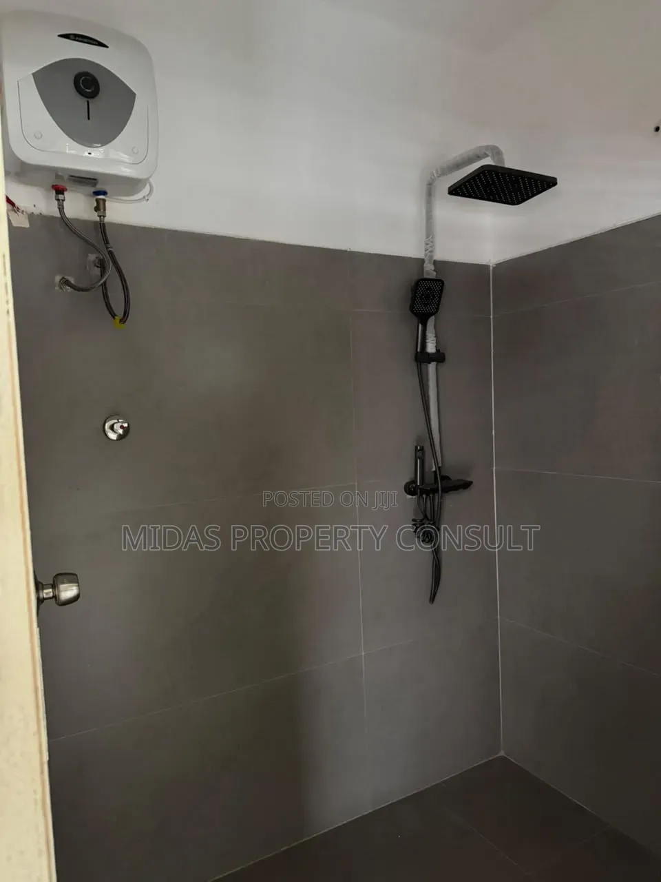 1bdrm Apartment in Kanda Estate for rent