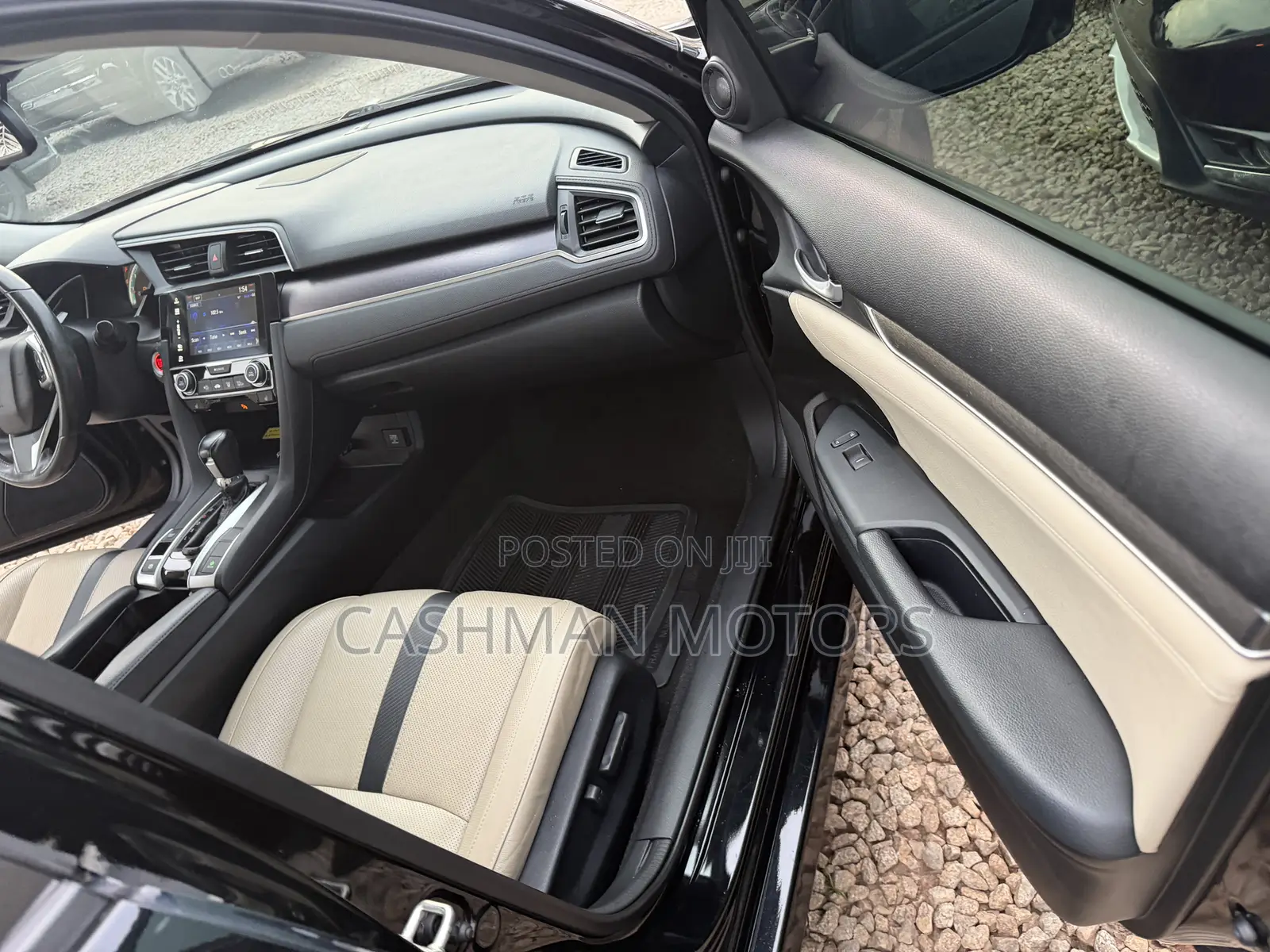 Honda Civic Touring 4dr Sedan (1.5L 4cyl) 2017 Black
